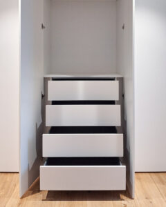 Kleiderschrank nach Maß, vom Schreiner, Lauchringen, Deutschland, Nähe Schweiz