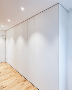 Kleiderschrank nach Maß, vom Schreiner, Lauchringen, Deutschland, Nähe Schweiz