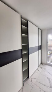 Einbauschrank, Kasten, Kleiderschrank, Schlafzimmerschrank, auf Maß, vom Schreiner, Zachi Wiedner Möbel&Raumdesign, Lauchringen, Waldshut, Nähe Schweiz. Deutschland