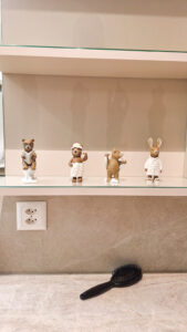 Badmöbel, Waschbeckenunterschrank, Hängeschrank Bad, auf Maß, vom Schreiner, Lauchringen, Schweiz, Deutschland, Waldshut