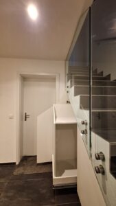 Kleiderschrank, Einbauschrank, auf Maß, vom Schreiner, Treppenunterschrank, Eingangsbereich, Zachi Wiedner Möbel&Raumdesign, Lauchringen. Nähe Schweiz, Waldshut