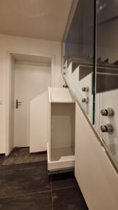 Kleiderschrank, Einbauschrank, auf Maß, vom Schreiner, Treppenunterschrank, Eingangsbereich, Zachi Wiedner Möbel&Raumdesign, Lauchringen. Nähe Schweiz, Waldshut