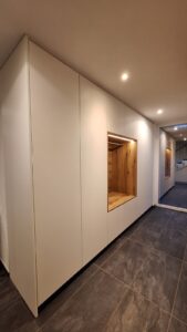 Garderobe, nach Maß, vom Schreiner, beleuchtet, Eingangsbereich, Zachi Wiedner Möbel&Raumdesign, Lauchringen, Nähe Schweiz, Waldshut