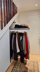 Kleiderschrank, Einbauschrank, auf Maß, vom Schreiner, Treppenunterschrank, Eingangsbereich, Zachi Wiedner Möbel&Raumdesign, Lauchringen. Nähe Schweiz, Waldshut