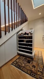 Kleiderschrank, Einbauschrank, auf Maß, vom Schreiner, Treppenunterschrank, Eingangsbereich, Zachi Wiedner Möbel&Raumdesign, Lauchringen. Nähe Schweiz, Waldshut
