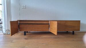 Sideboard, Massivholz, nach Maß, Schreiner, Zachi Wiedner Möbel&Raumdesign, Lauchringen, Nöhe Schweiz, Deutschland, Möbel nach Maß